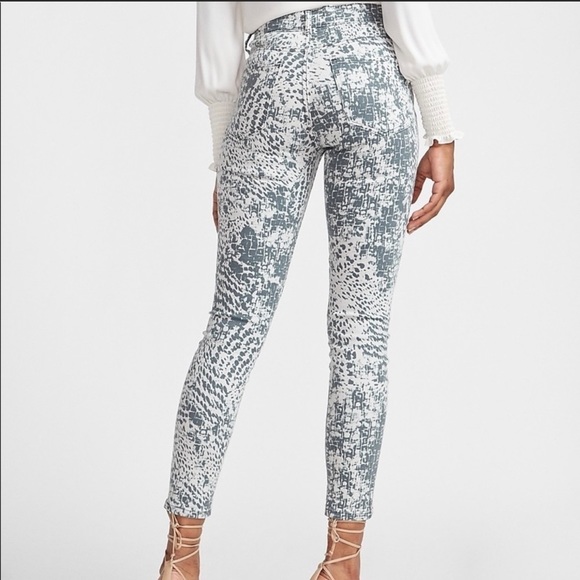 EXPRESS Stretch Skinny High Rise Snake Print Jeans, size 0 NWT - Picture 2 of 15